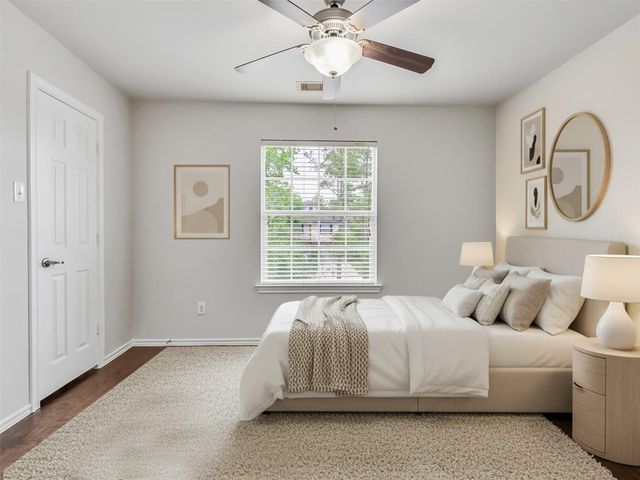 26 Bowerbank Court, Magnolia, TX 77354