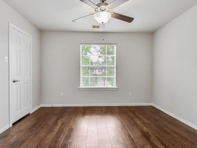 26 Bowerbank Court, Magnolia, TX 77354
