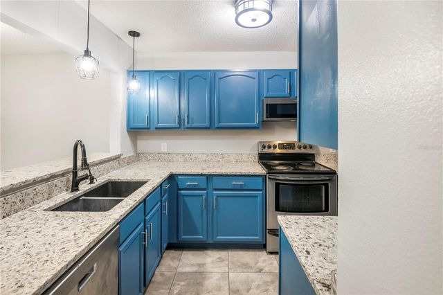 321 ORANGE BLOSSOM DRIVE, Winter Haven, FL 33880