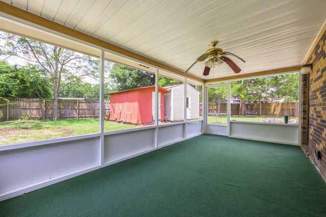 632 Long Drive, Crestview, FL 32539