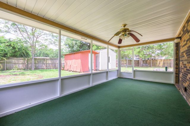 632 Long Drive, Crestview, FL 32539