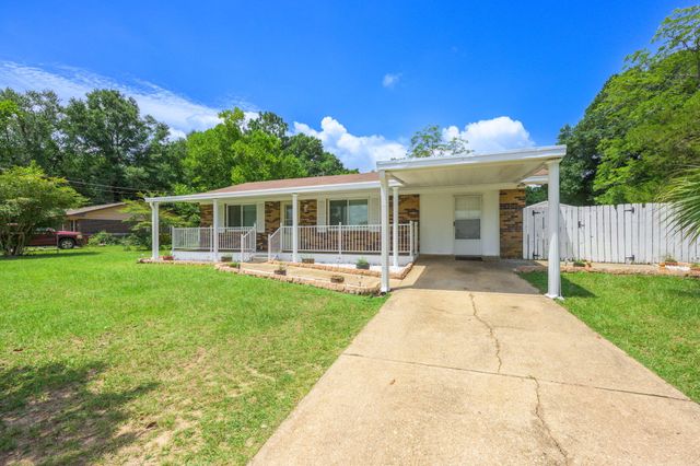 632 Long Drive, Crestview, FL 32539