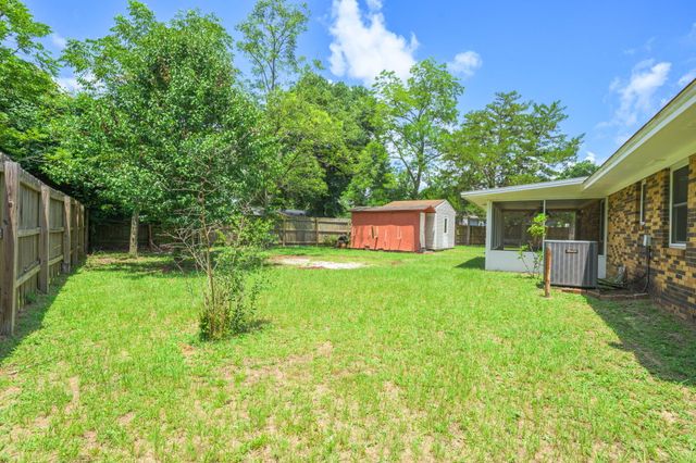 632 Long Drive, Crestview, FL 32539