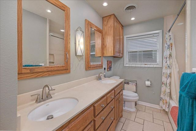 6215 ELMHURST Road, Amarillo, TX 79106