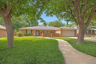 6215 ELMHURST Road, Amarillo, TX 79106
