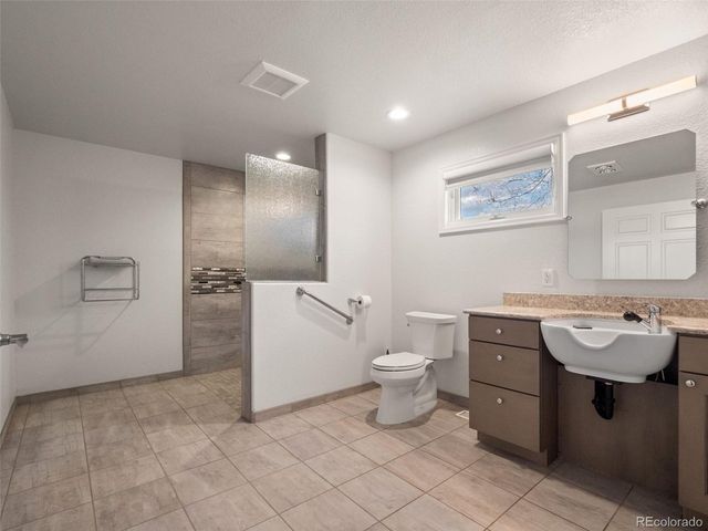 8415 W 80th Ave, Arvada, CO 80005