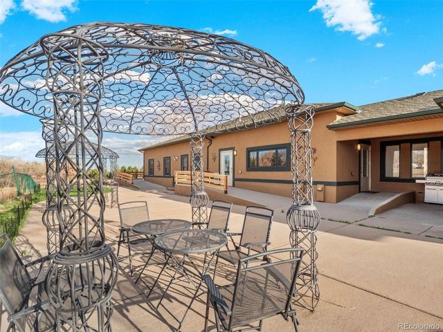 8415 W 80th Ave, Arvada, CO 80005