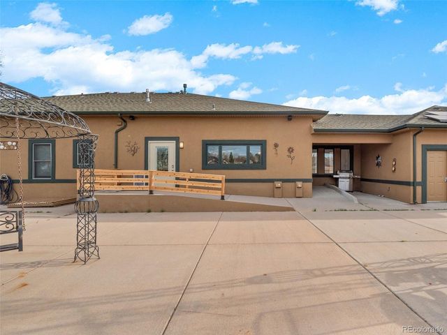 8415 W 80th Ave, Arvada, CO 80005
