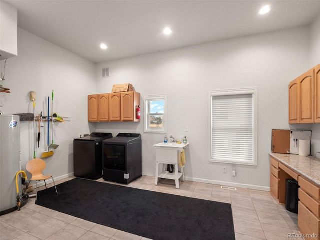 8415 W 80th Ave, Arvada, CO 80005