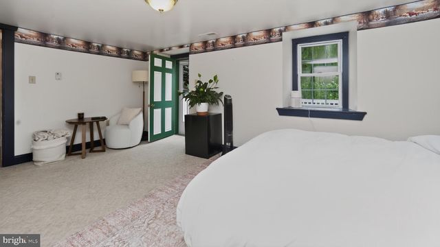 1505 W KINGS HWY, Gap, PA 17527