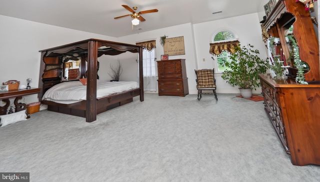 1505 W KINGS HWY, Gap, PA 17527