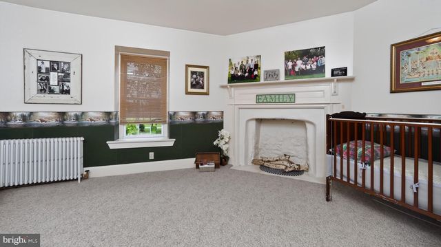 1505 W KINGS HWY, Gap, PA 17527
