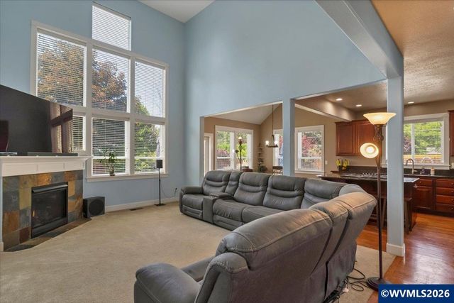 1007 Cooper Ct, Stayton, OR 97383