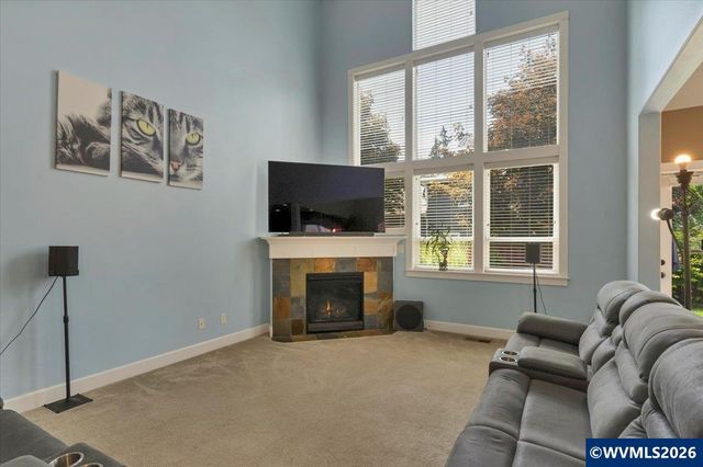 1007 Cooper Ct, Stayton, OR 97383
