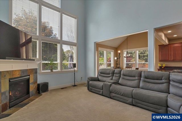 1007 Cooper Ct, Stayton, OR 97383
