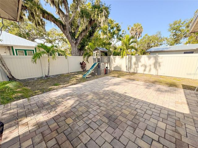 705 14TH AVENUE W, Palmetto, FL 34221