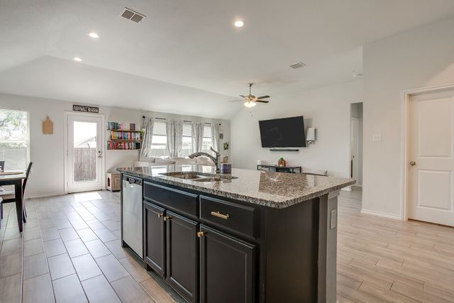 5816 Brookville Drive, Fort Worth, TX 76179