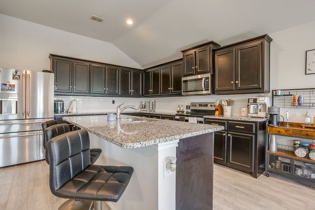 5816 Brookville Drive, Fort Worth, TX 76179