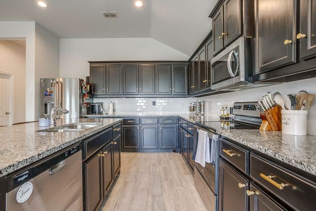 5816 Brookville Drive, Fort Worth, TX 76179