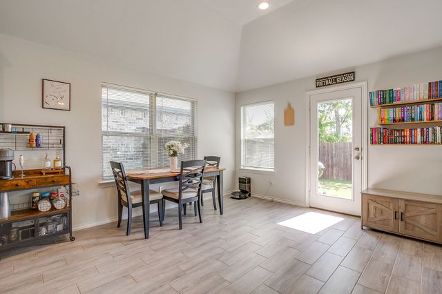 5816 Brookville Drive, Fort Worth, TX 76179