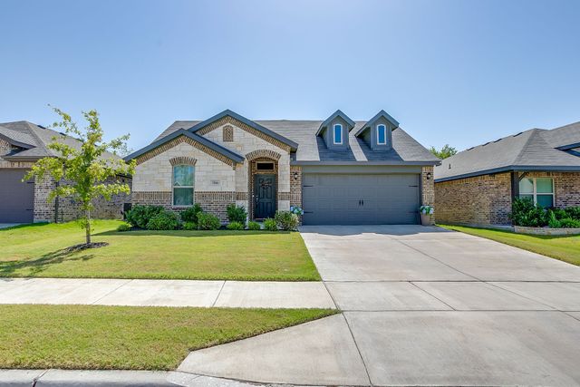 5816 Brookville Drive, Fort Worth, TX 76179