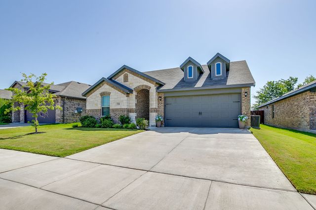 5816 Brookville Drive, Fort Worth, TX 76179