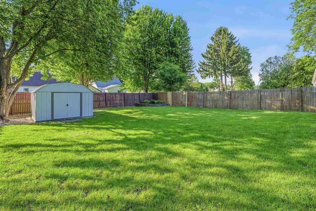 213 Roller Avenue, Beaver Dam, WI 53916