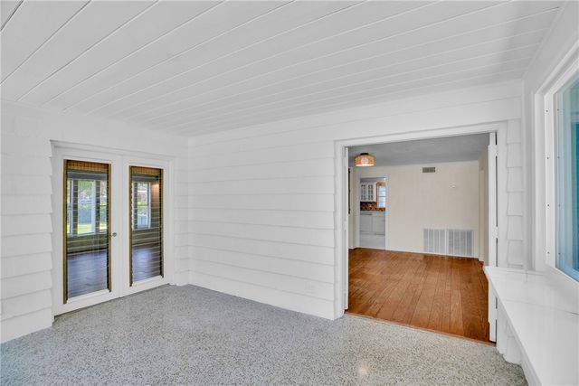 2002 Cordova Avenue, Vero Beach, FL 32960