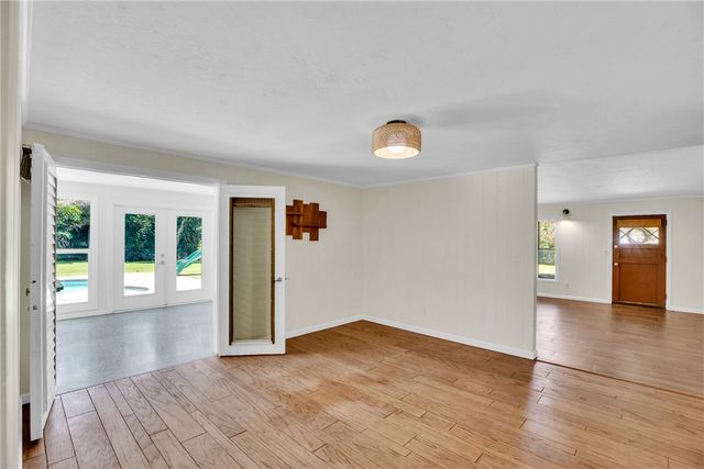 2002 Cordova Avenue, Vero Beach, FL 32960