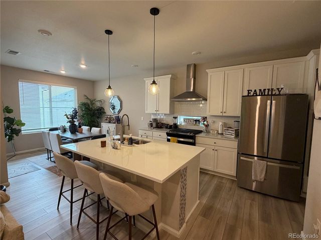 5122 N Quemoy Ct, Aurora, CO 80019