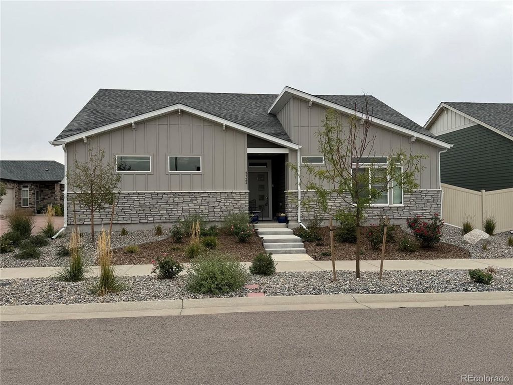 5122 N Quemoy Ct, Aurora, CO 80019