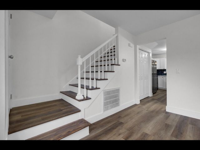 1320 Bowman Road, Mount Pleasant, SC 29464
