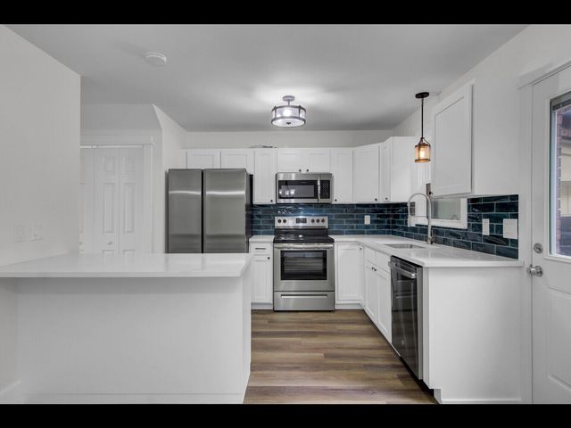 1320 Bowman Road, Mount Pleasant, SC 29464