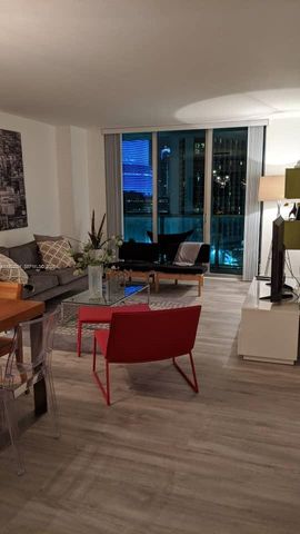 500 Brickell Ave 1507, Miami, FL 33131