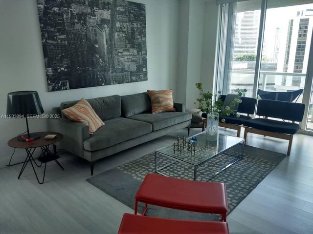 500 Brickell Ave 1507, Miami, FL 33131