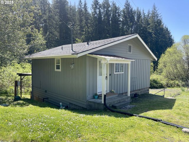 54825 ROBINSON Rd, Coquille, OR 97423