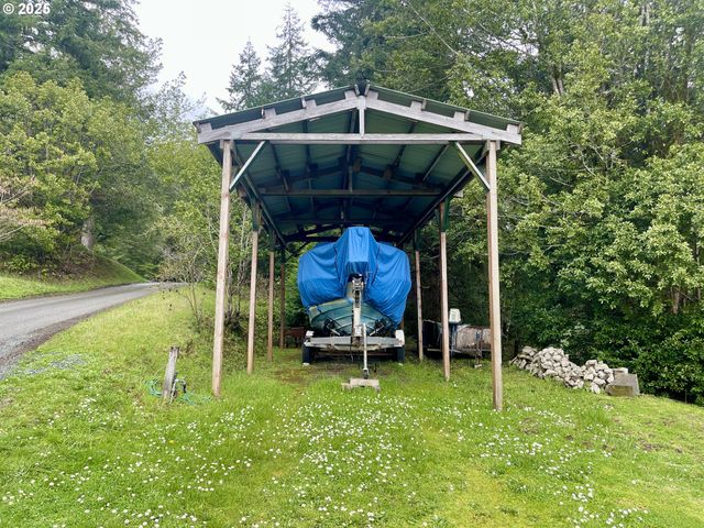 54825 ROBINSON Rd, Coquille, OR 97423