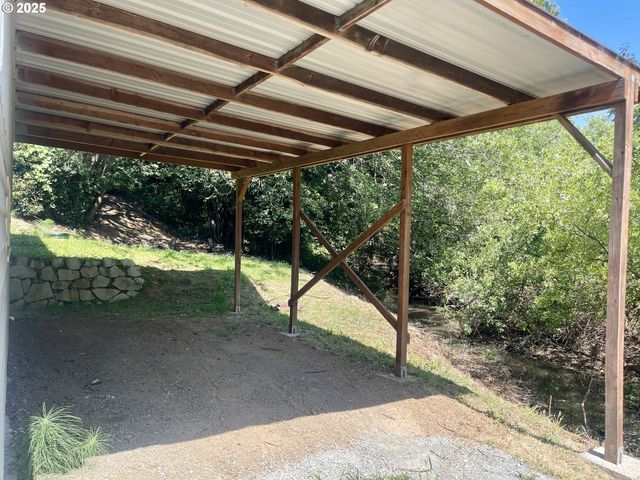 54825 ROBINSON Rd, Coquille, OR 97423