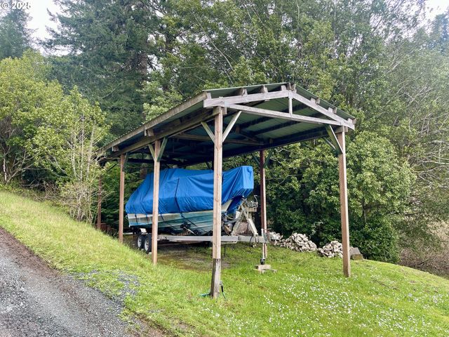 54825 ROBINSON Rd, Coquille, OR 97423