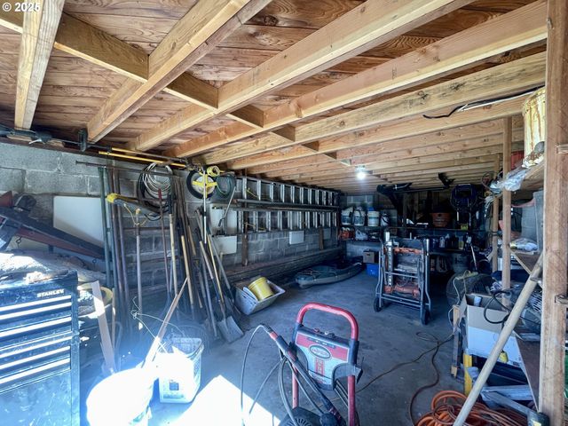 54825 ROBINSON Rd, Coquille, OR 97423