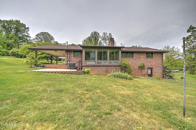 1921 Edens Ridge Road, Kingsport, TN 37664