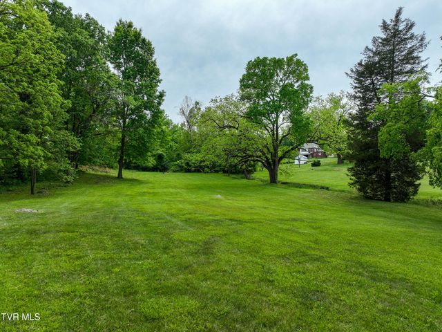 1921 Edens Ridge Road, Kingsport, TN 37664