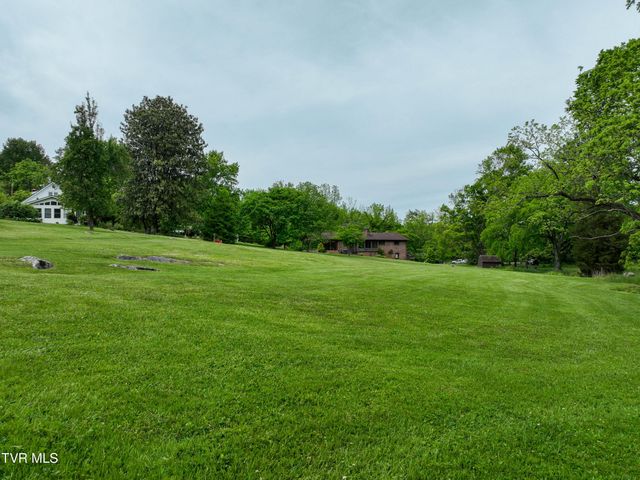 1921 Edens Ridge Road, Kingsport, TN 37664
