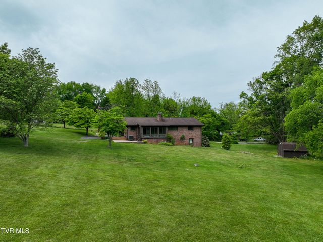1921 Edens Ridge Road, Kingsport, TN 37664