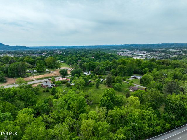 1921 Edens Ridge Road, Kingsport, TN 37664