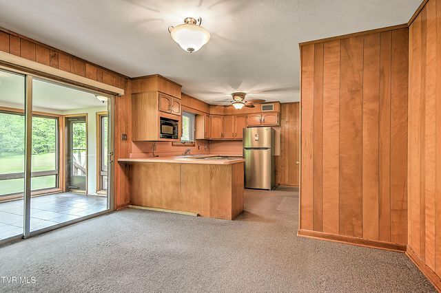 1921 Edens Ridge Road, Kingsport, TN 37664
