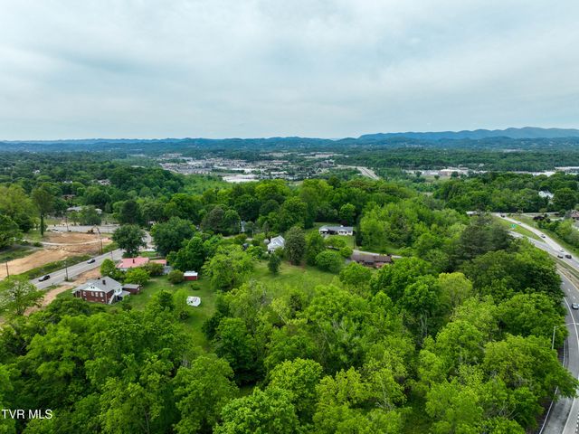 1921 Edens Ridge Road, Kingsport, TN 37664