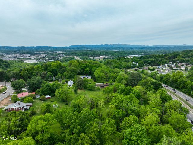 1921 Edens Ridge Road, Kingsport, TN 37664
