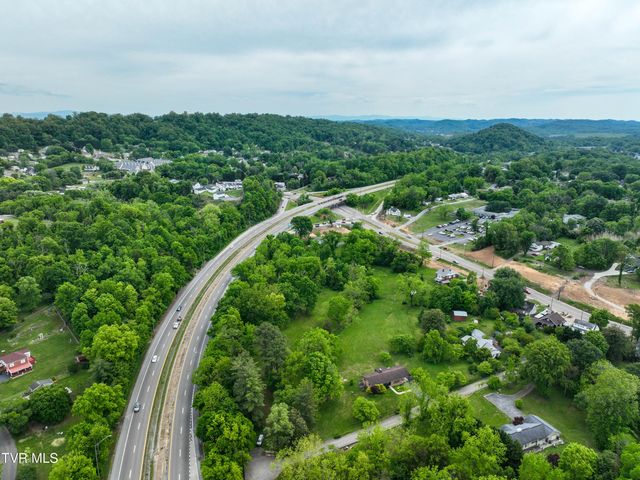 1921 Edens Ridge Road, Kingsport, TN 37664