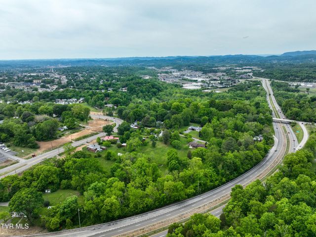 1921 Edens Ridge Road, Kingsport, TN 37664